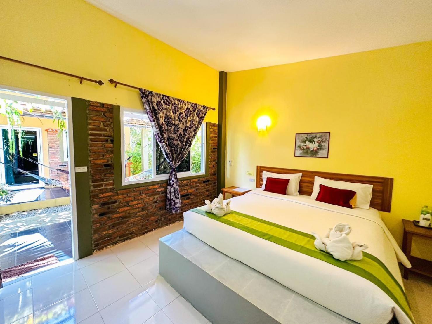 Lanta Baan Nok Resort Koh Lanta Bagian luar foto