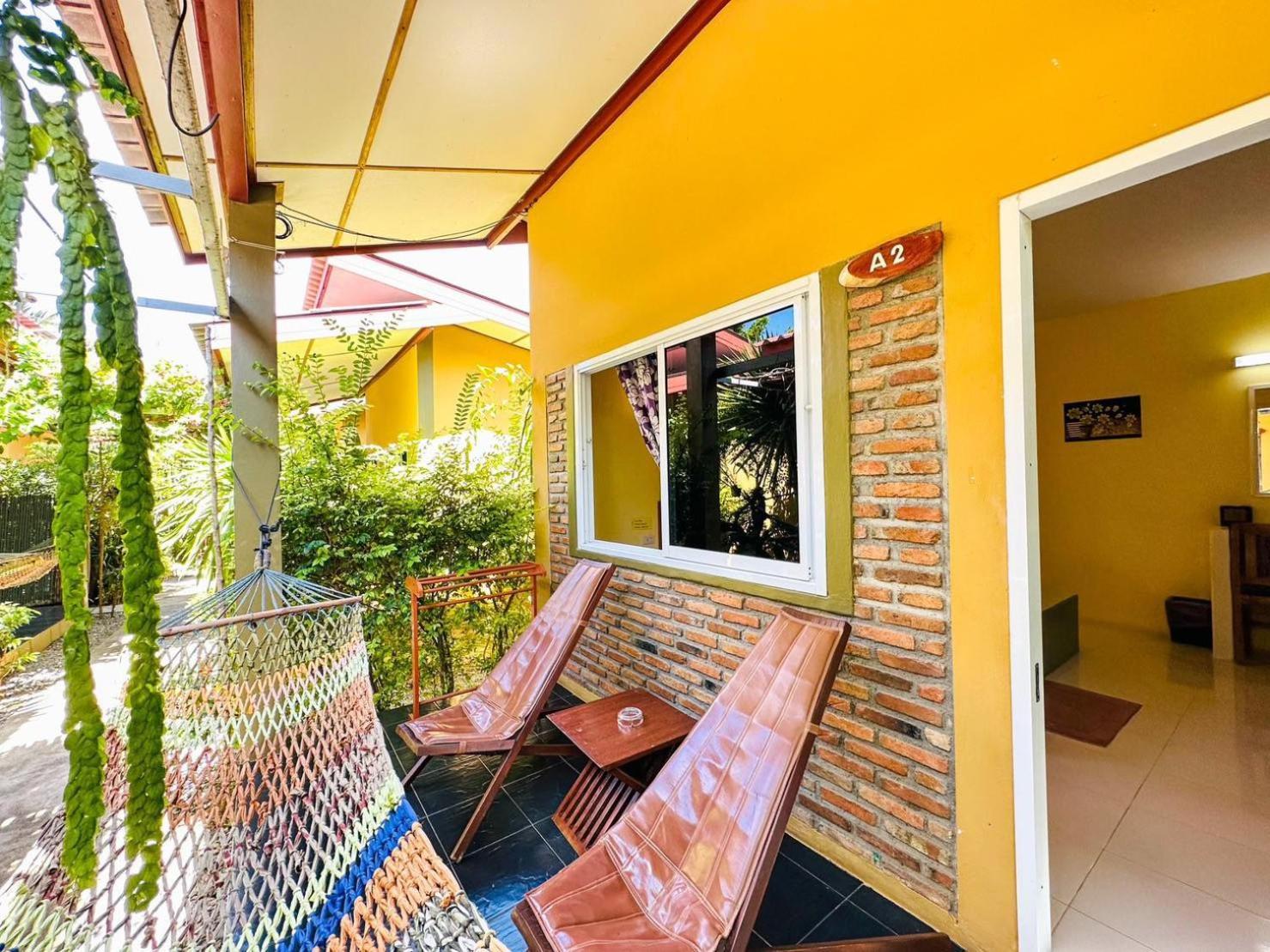 Lanta Baan Nok Resort Koh Lanta Bagian luar foto