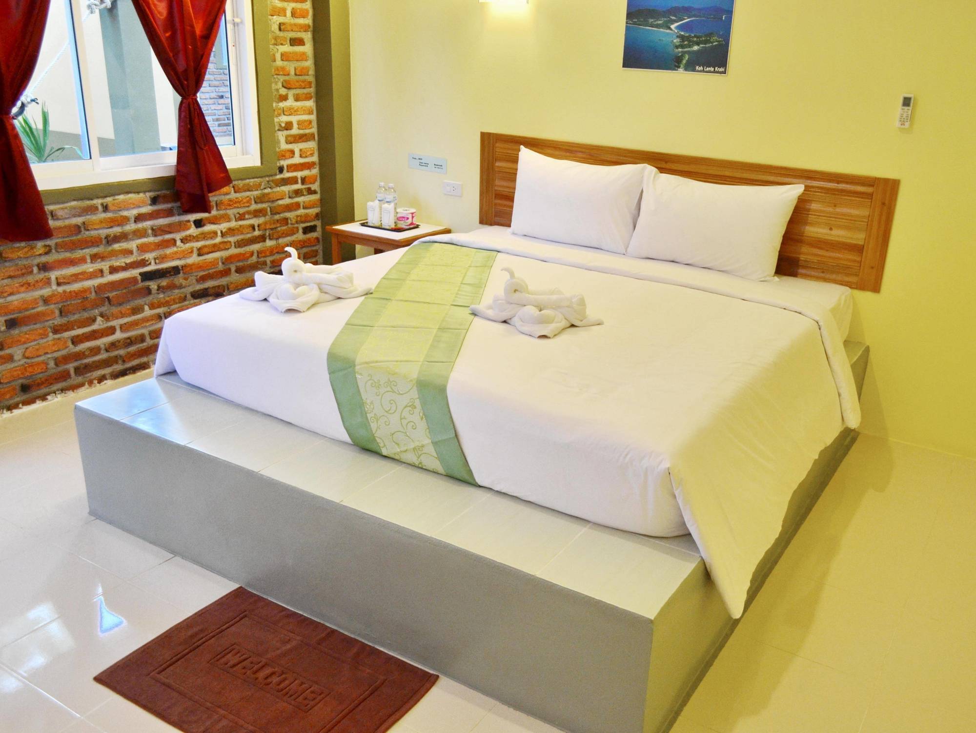 Lanta Baan Nok Resort Koh Lanta Bagian luar foto